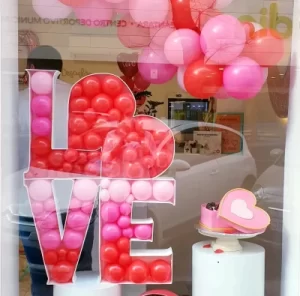 decoración con globos san valentín